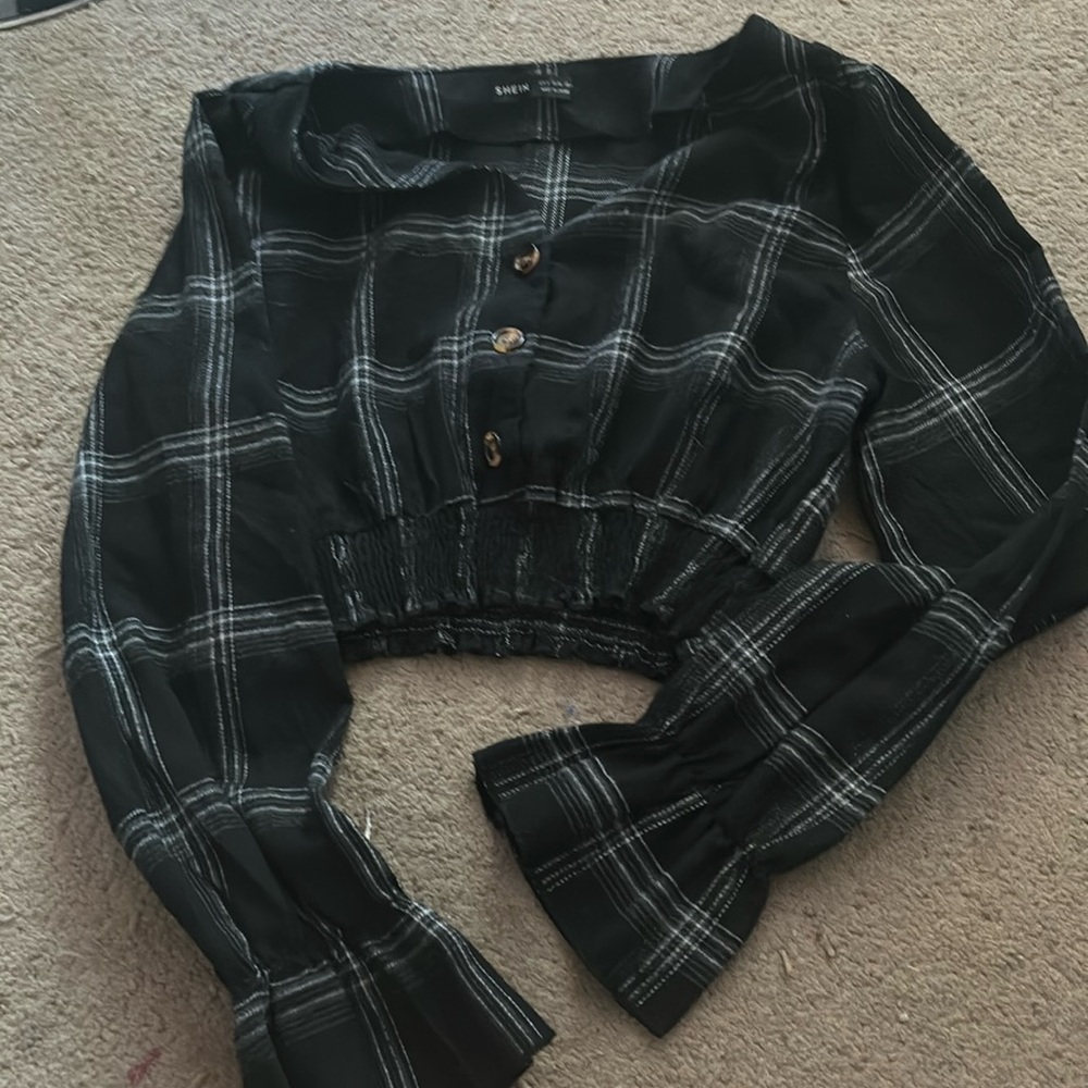 plaid shein long sleeve cropped top